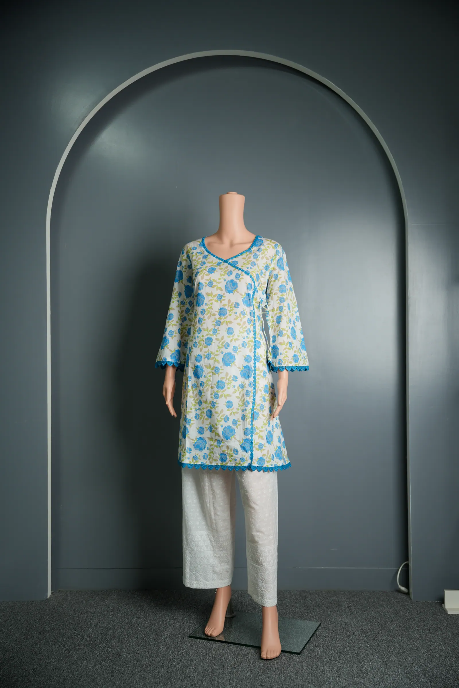 Bushra - Printed Cotton Kameez & Chikan Pant