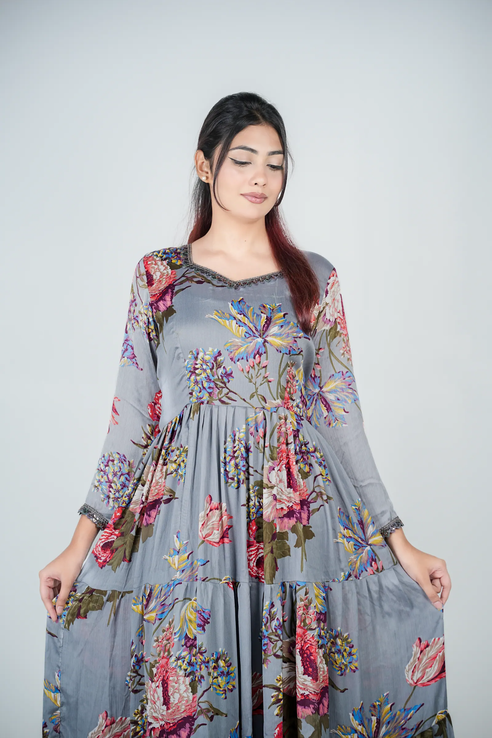 Farah - Printed China Silk Gown